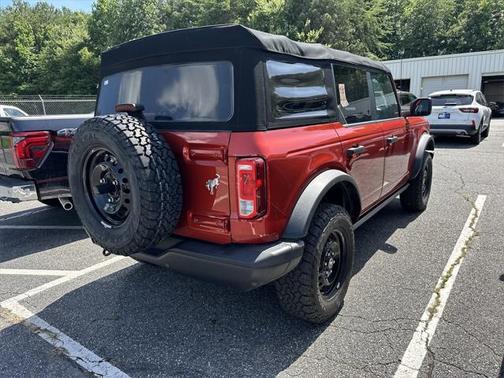 2022 Ford Bronco Black Diamond