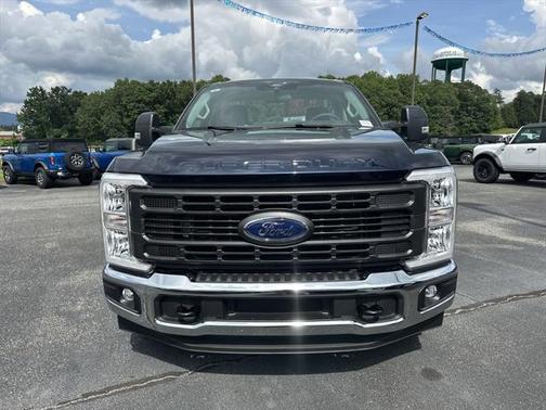 2025 Ford F-350 XL