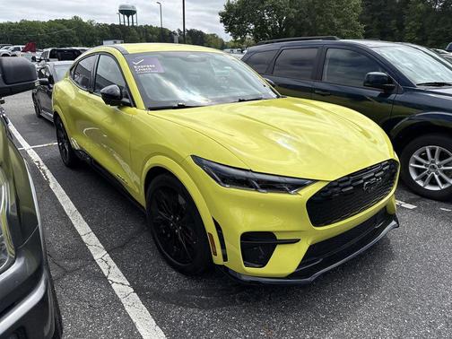 GRABBER YELLOW 2025 Ford Mustang Mach-E GT