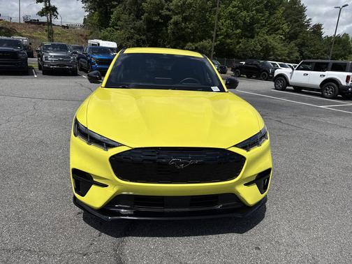 GRABBER YELLOW 2025 Ford Mustang Mach-E GT