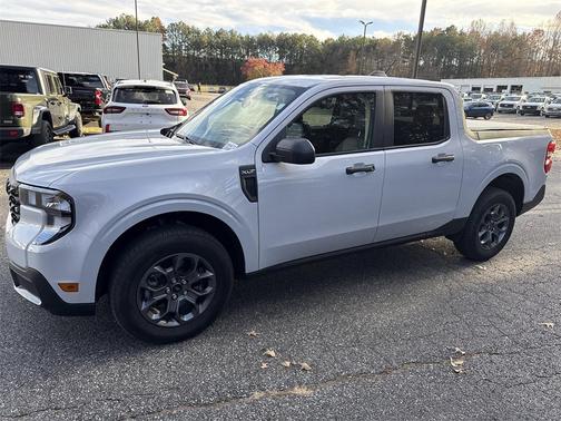 2025 Ford Maverick XLT