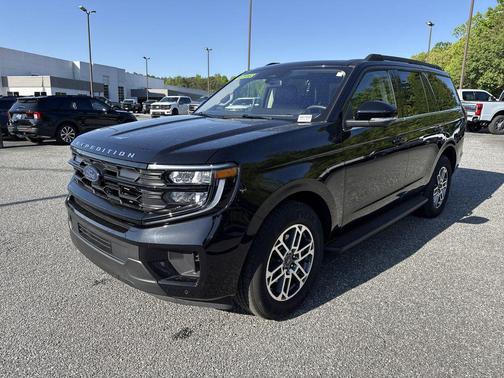 Agate Black Metallic 2025 Ford Expedition Active