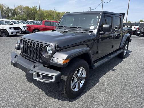 Granite Crystal Metallic Clearcoat 2022 Jeep Gladiator Sport S