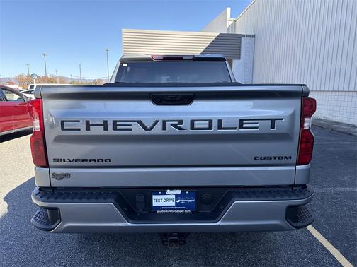 2023 Chevrolet Silverado 1500 Custom