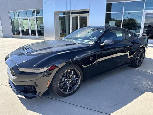 2024 Ford Mustang Dark Horse