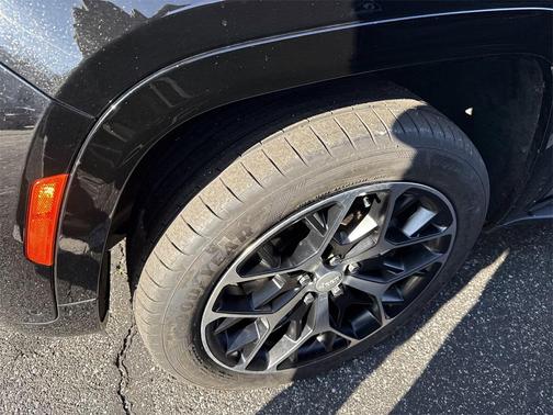 2022 Jeep Grand Cherokee Summit