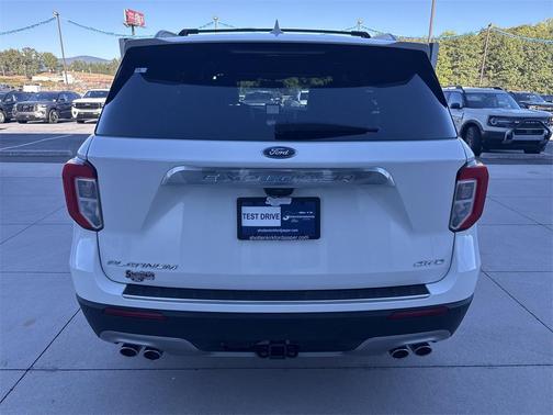 2022 Ford Explorer Platinum