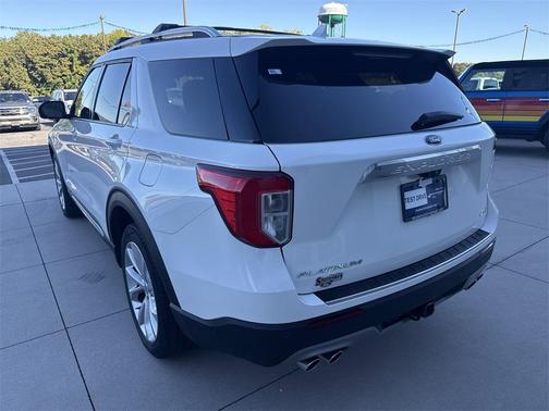 2022 Ford Explorer Platinum