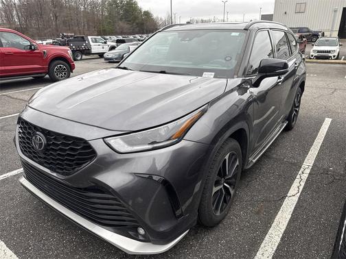 2022 Toyota Highlander XSE