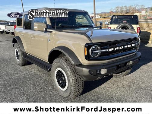 2025 Ford Bronco Outer Banks