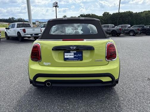 2022 MINI Convertible Cooper