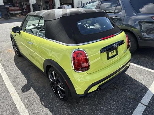 2022 MINI Convertible Cooper