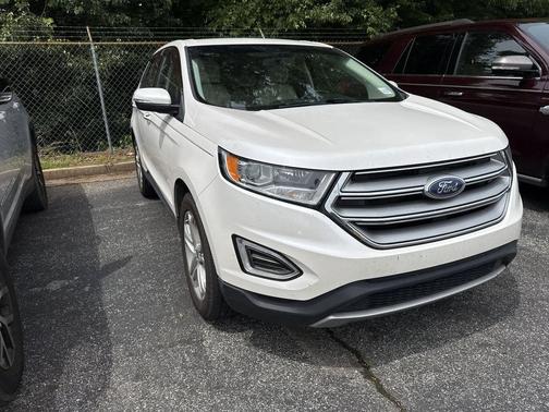 White Platinum Clearcoat Metallic 2017 Ford Edge Titanium
