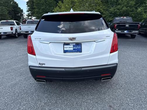 2018 Cadillac XT5 Base