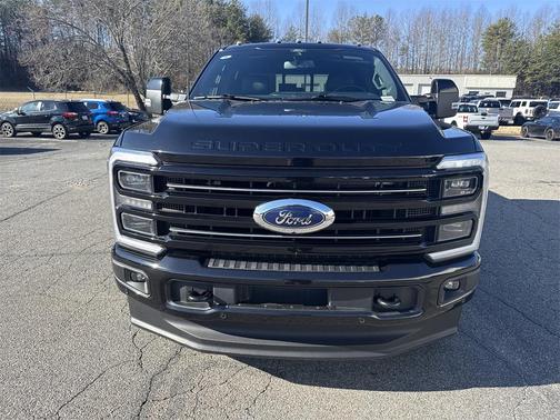 2025 Ford F-350 Platinum