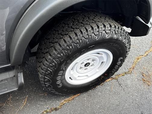 2025 Ford Bronco Heritage Edition