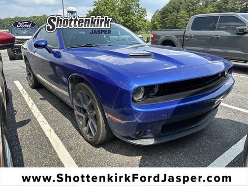 2021 Dodge Challenger SXT