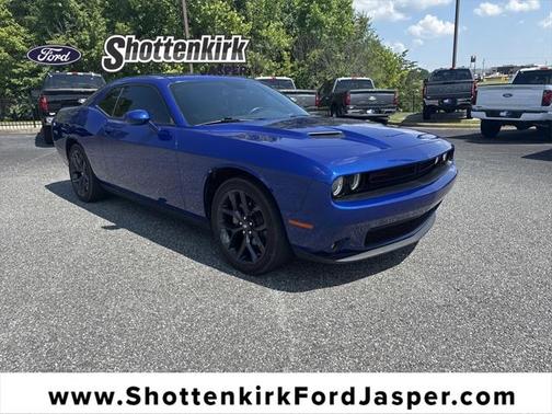 2021 Dodge Challenger SXT