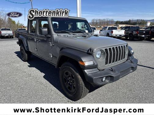 2022 Jeep Gladiator Sport
