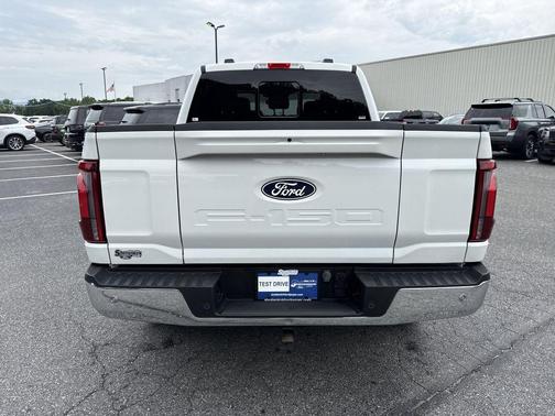 Star White Metallic Tri-Coat 2024 Ford F-150 Lariat