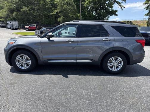 CARBONIZED GRAY METALLIC 2021 Ford Explorer XLT