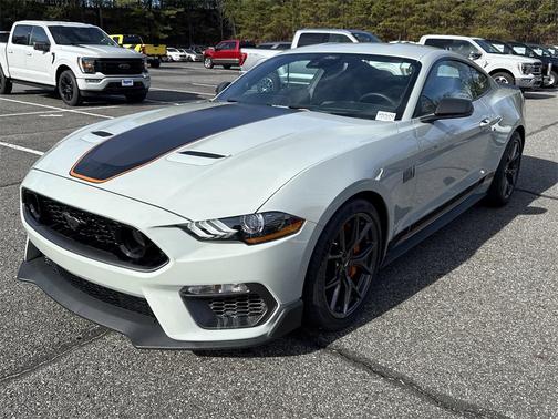 2022 Ford Mustang Mach 1