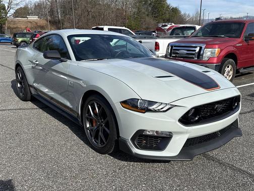 2022 Ford Mustang Mach 1