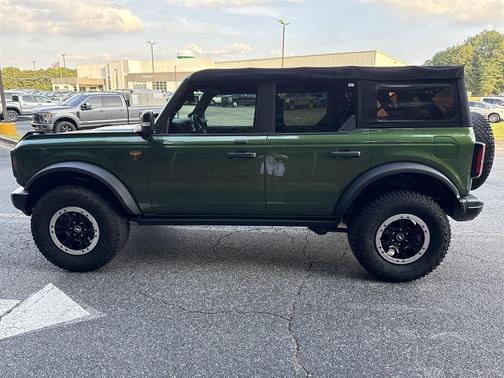 2022 Ford Bronco Badlands