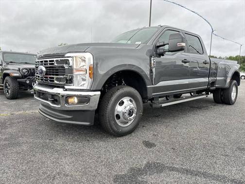 2025 Ford F-350 XLT