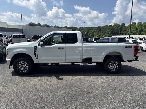 2025 Ford F-350 XLT