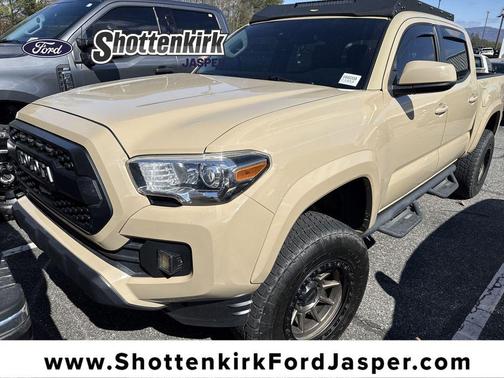 2018 Toyota Tacoma SR5
