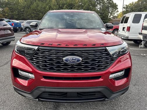 2022 Ford Explorer ST-Line