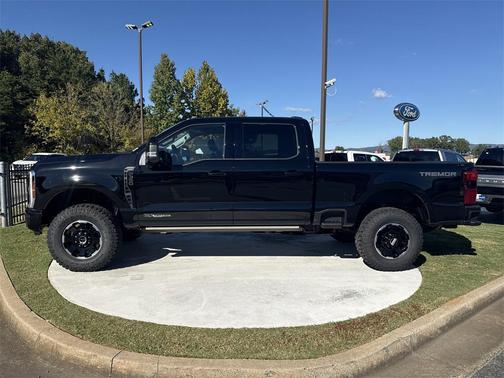 2026 Ford F-350 Lariat