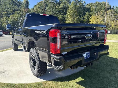 2026 Ford F-350 Lariat