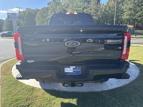 2026 Ford F-350 Lariat