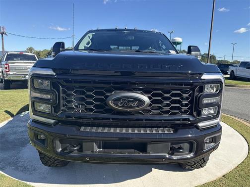 2026 Ford F-350 Lariat