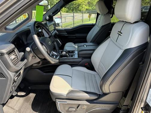 2023 Ford F-150 Lightning Platinum