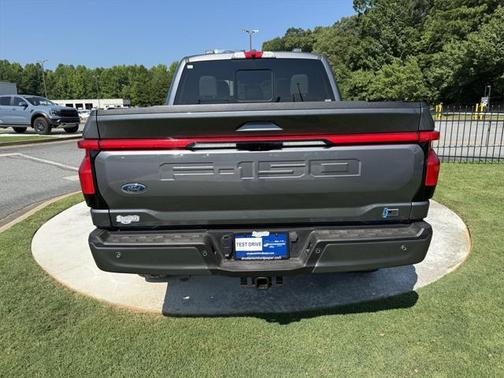 2023 Ford F-150 Lightning Platinum
