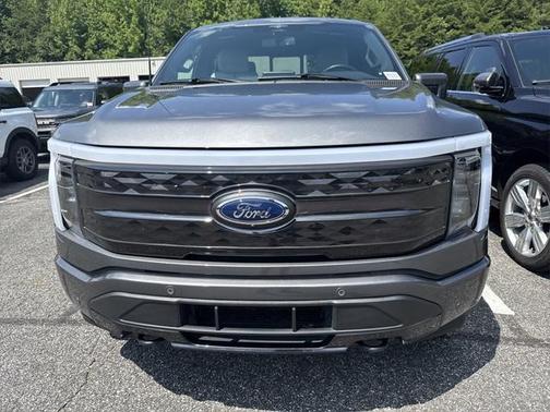 2023 Ford F-150 Lightning Platinum