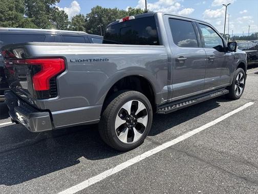 2023 Ford F-150 Lightning Platinum