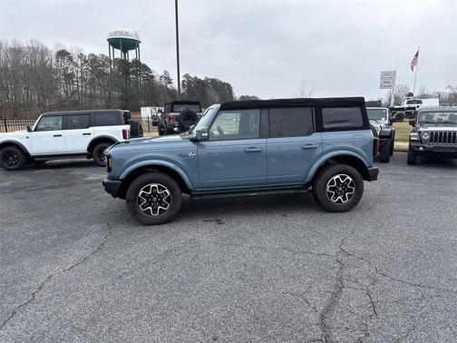2022 Ford Bronco Outer Banks
