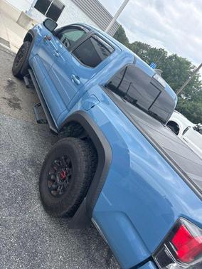 Blazing Blue Pearl 2018 Toyota Tacoma TRD Pro