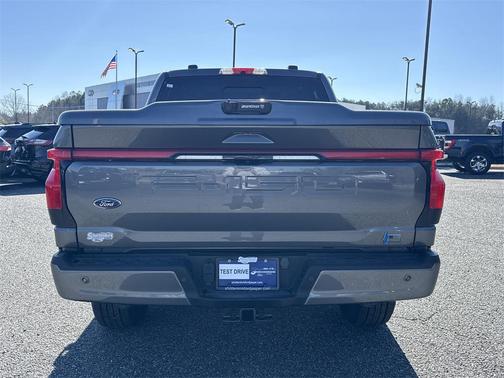 2023 Ford F-150 Lightning LARIAT