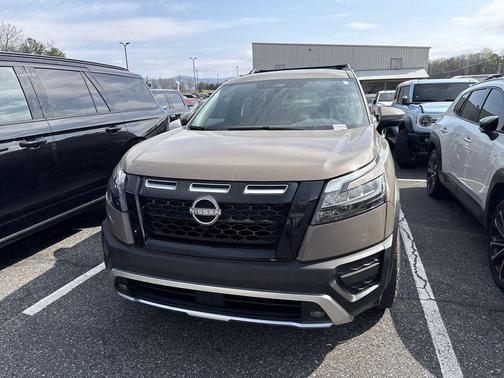 2024 Nissan Pathfinder Rock Creek