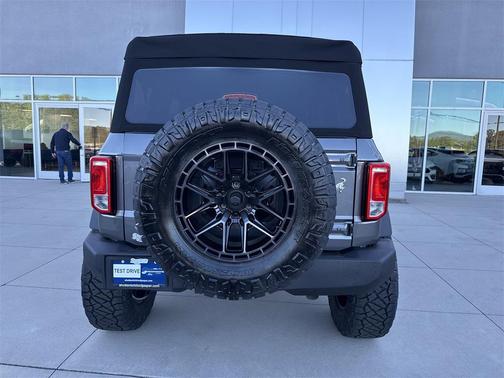 2025 Ford Bronco Base