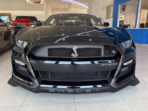 2022 Ford Shelby GT500 Base