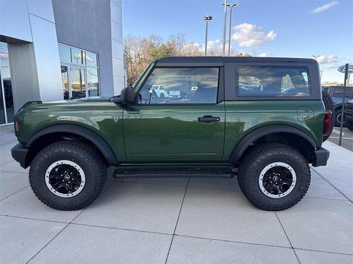 2025 Ford Bronco Base