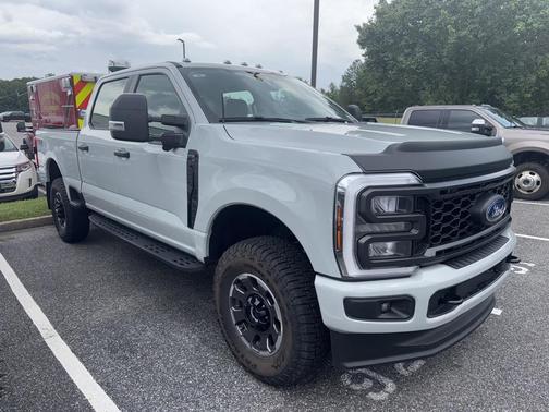 2025 Ford F-250 XL