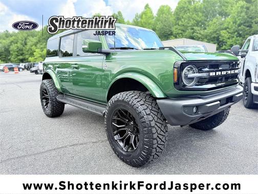 2025 Ford Bronco Outer Banks