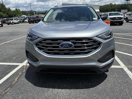 2021 Ford Edge SE